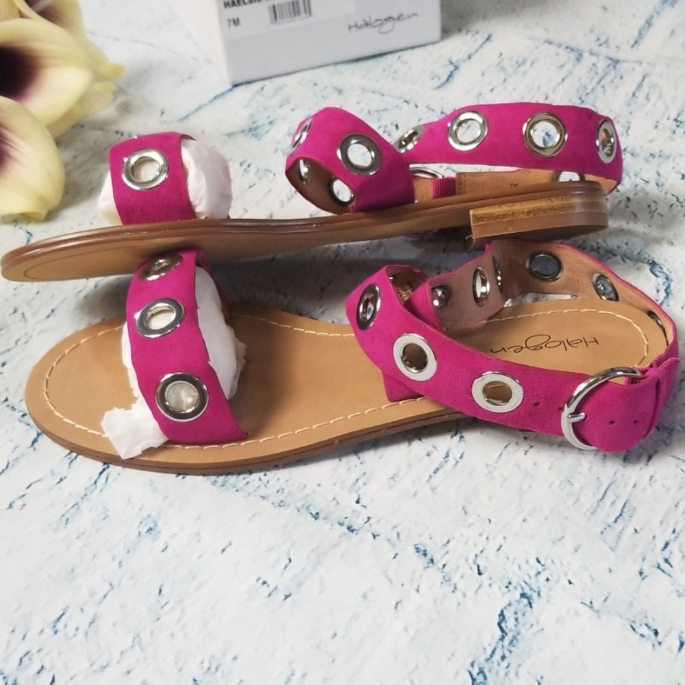 Halogen Elsie Criss Cross Strap Flat Suede Sandal - Picture 4 of 5